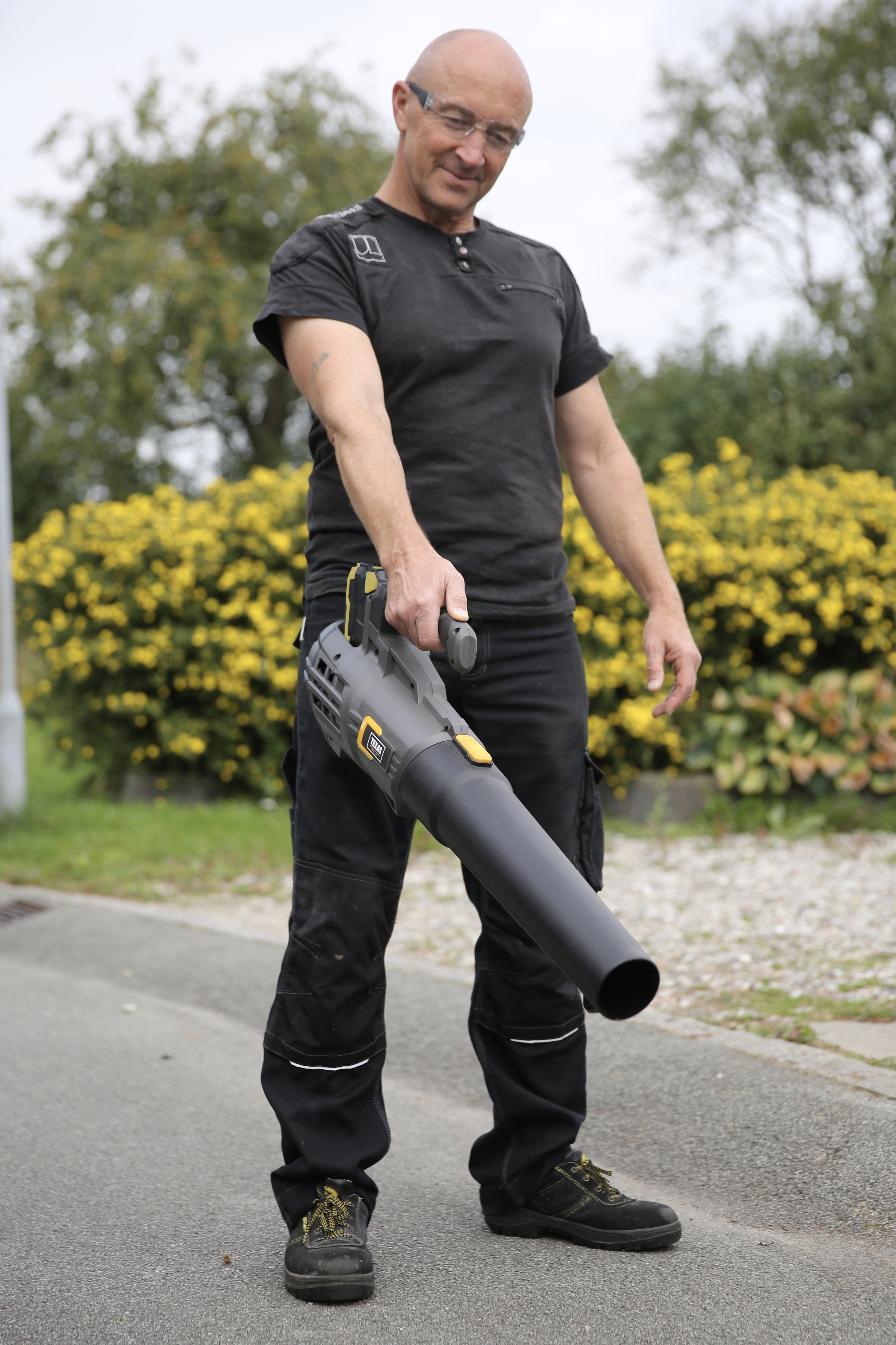 Texas Akku Laubbläser LBX2000 (20V) mit Akku+Ladegerät